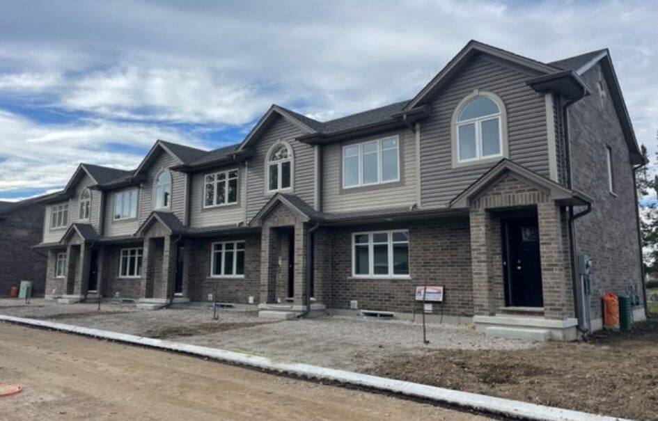 3 Bedroom Townhomes – Available now!